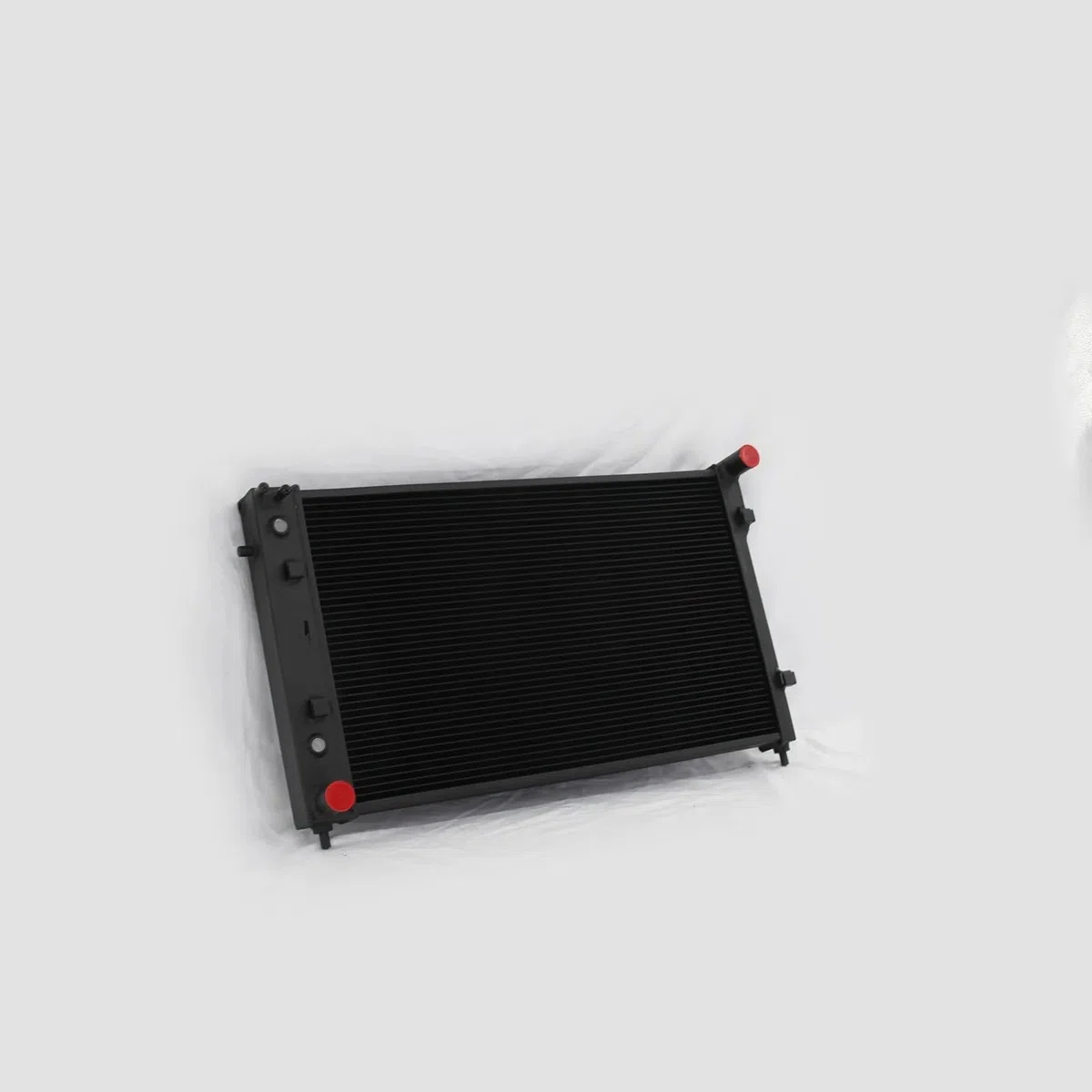 Radiateur avec Bouchon Accessoires De Voiture 2002-2004 Adaptés Pour Holden Commodore VY Statesman WK GEN3 5.7L SPAWON Radiateur Automatique AT MT200220032004 Radiateur de chauffage(Red)